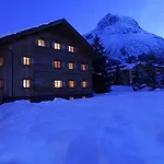 Alpina Lech - Geborgen In Den Bergen