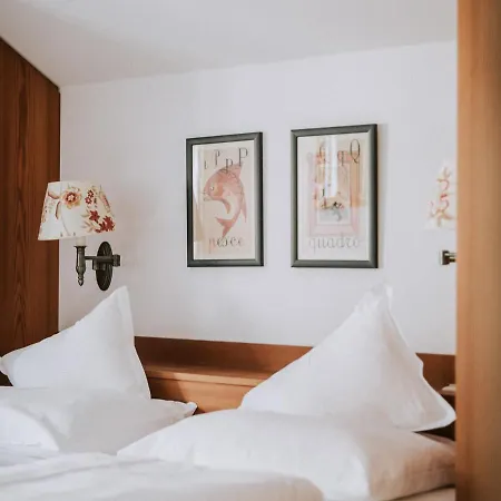 Hotel Alpina Lech - Your Home From Home Lech am Arlberg