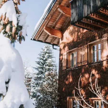 Guest house Alpina Lech - Geborgen In Den Bergen 3*