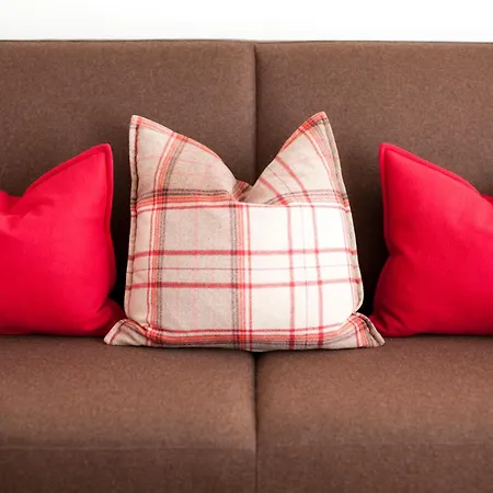 Guest house Alpina Lech - Geborgen In Den Bergen