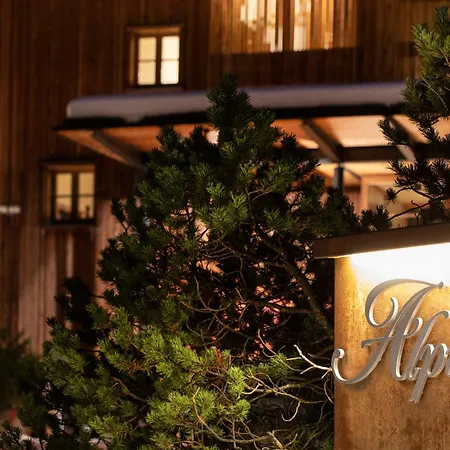 Guest house Alpina Lech - Geborgen In Den Bergen