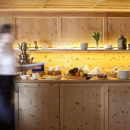 Alpina Lech - Geborgen In Den Bergen Guest house