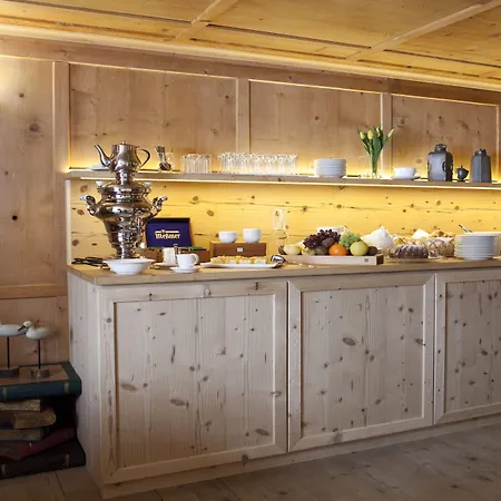 Alpina - Geborgen In Den Bergen 4* Lech