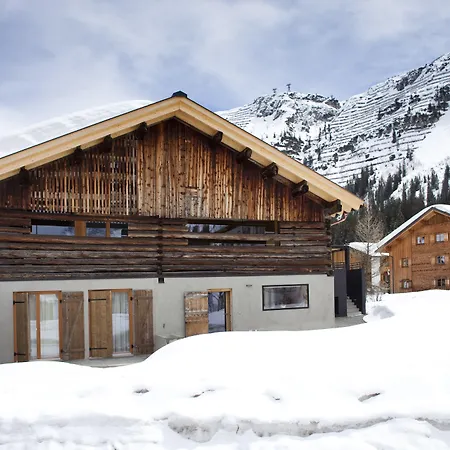 Guest house Alpina Lech - Geborgen In Den Bergen Lech am Arlberg