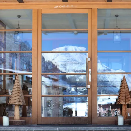 Alpina - Geborgen In Den Bergen Gasthuis Lech