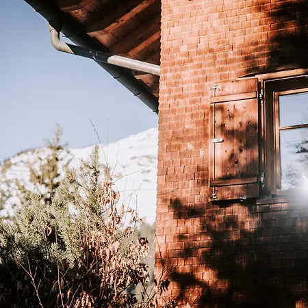 招待所 Alpina - Geborgen In Den Bergen 4*