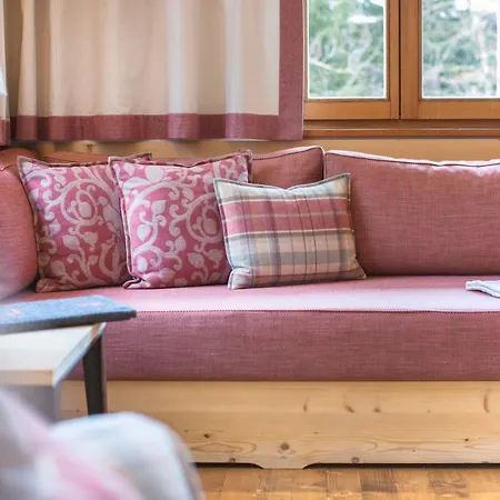 Alpina Lech - Your Home From Home Hotel