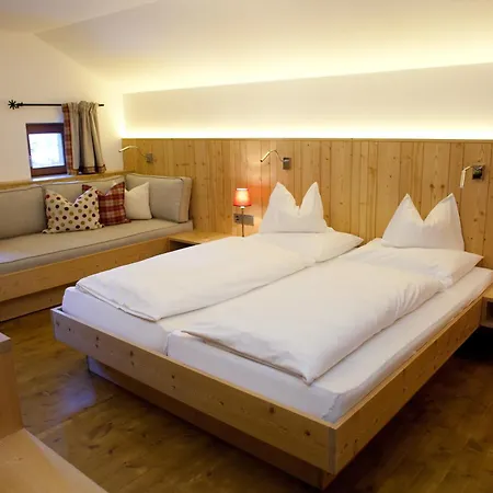 Alpina Lech - Your Home From Home Hotel 4*