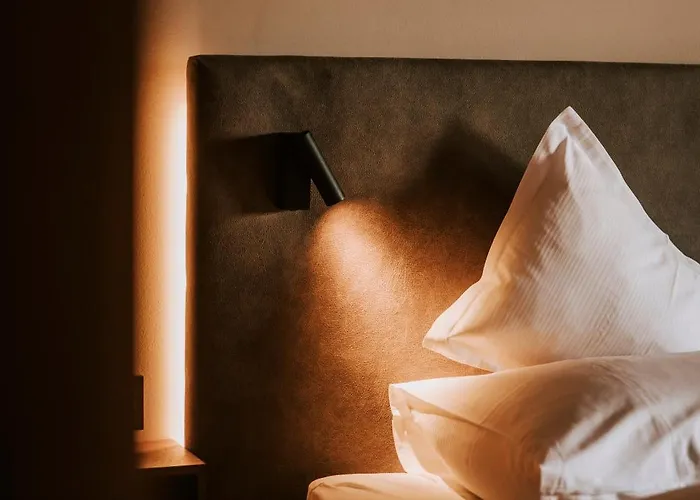 Alpina - Geborgen In Den Bergen 莱赫阿尔贝格